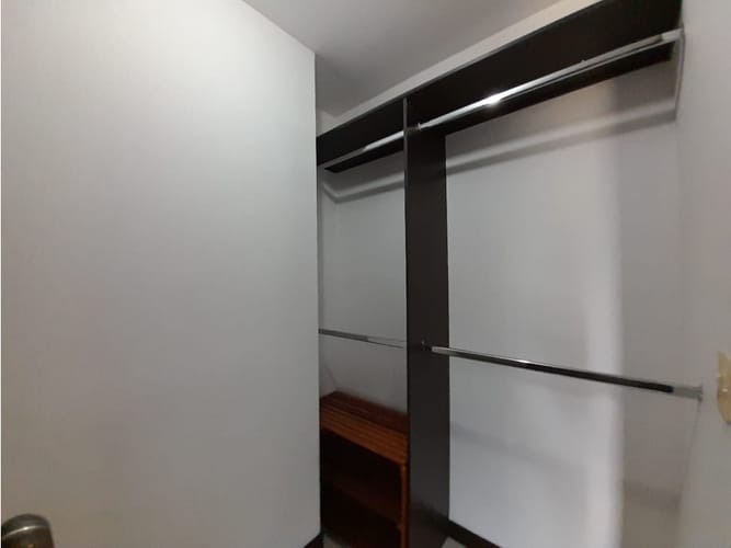 Apartamento de 3 alcobas en arriendo en El Poblado, Medellín, 105 m² · foto 21 de 24
