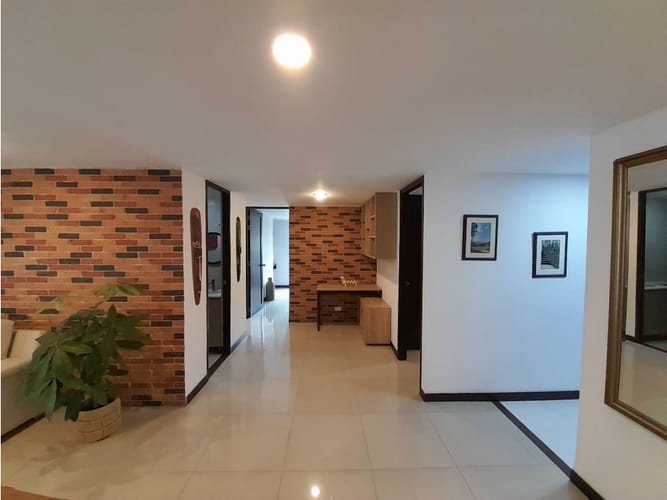 Apartamento de 3 alcobas en arriendo en El Poblado, Medellín, 105 m² · foto 23 de 24
