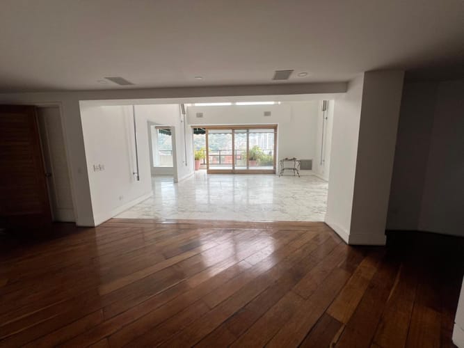 Apartamento en venta en Bellavista, Cali · foto 7 de 24