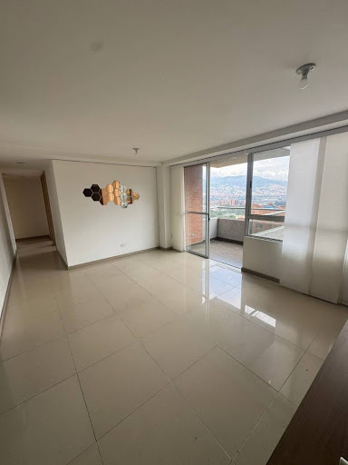 Apartamento en arriendo en Santa Maria De Los Angeles, Medellín · foto 3 de 21