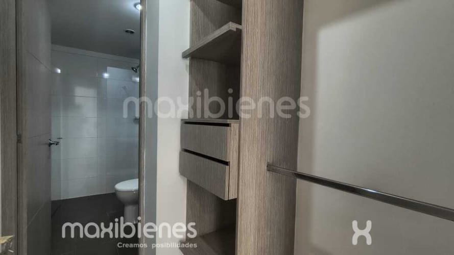 Apartamento de 3 alcobas en arriendo en Tres Esquinas, Envigado, 80 m² · foto 15 de 17