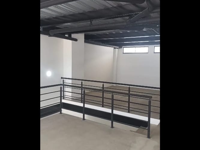 Local en venta en Pueblo Viejo, Cota, 105 m² · foto 6 de 10