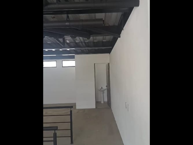 Local en venta en Pueblo Viejo, Cota, 105 m² · foto 8 de 10