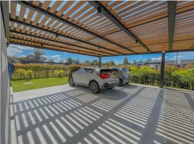 Casa de 5 alcobas en venta en Llano Grande, Rionegro · foto 17 de 24