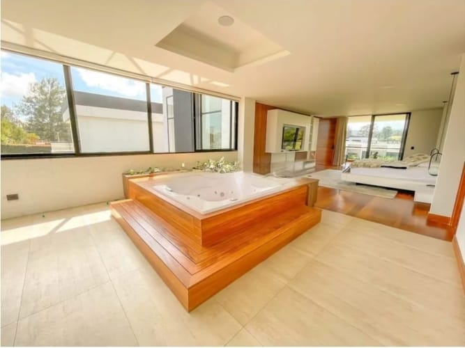 Casa de 5 alcobas en venta en Llano Grande, Rionegro · foto 19 de 24