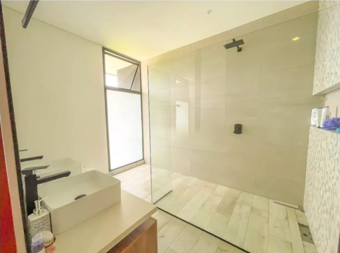 Casa de 5 alcobas en venta en Llano Grande, Rionegro · foto 24 de 24