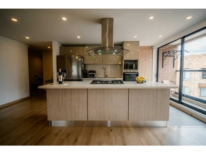 Apartamento de 3 alcobas en venta en Santa Paula, Bogotá, 200 m² · foto 7 de 18