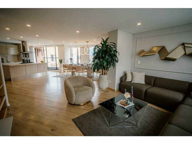 Apartamento de 3 alcobas en venta en Santa Paula, Bogotá, 200 m² · foto 9 de 18