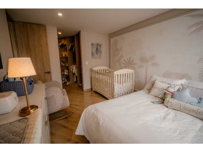 Apartamento de 3 alcobas en venta en Santa Paula, Bogotá, 200 m² · foto 17 de 18