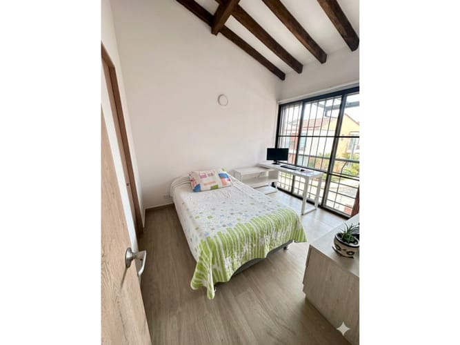 Casa de 5 alcobas en venta en La Ceja, 154 m² · foto 12 de 15