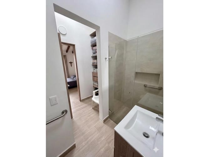 Casa de 5 alcobas en venta en La Ceja, 154 m² · foto 14 de 15