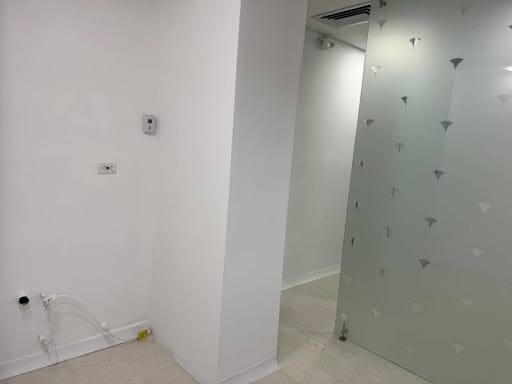 Local en arriendo en Zona Industrial No. 2, Medellín, 33 m² · foto 2 de 8