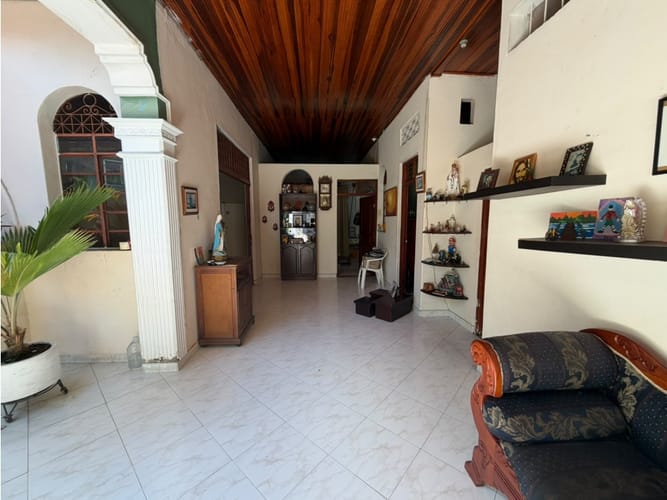 Casa de 6 alcobas en arriendo en Altico, Neiva, 266 m² · foto 15 de 24