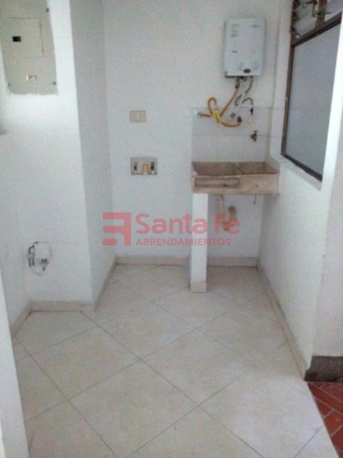 Apartamento en venta en Centro, La Estrella · foto 6 de 9