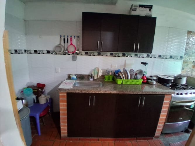 Casa de 3 alcobas en venta en El Carmen V, Floridablanca, 63 m² · foto 6 de 14