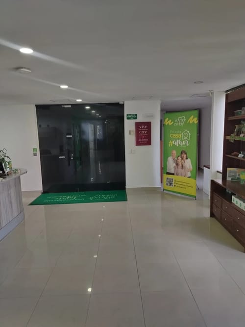 Oficina en arriendo en Alejandria, Medellín, 250 m² · foto 5 de 10
