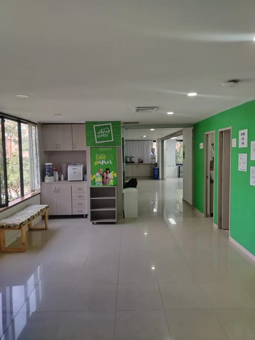 Oficina en arriendo en Alejandria, Medellín, 250 m² · foto 6 de 10