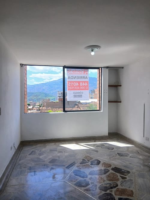 Apartamento de 2 alcobas en arriendo en Los Angeles, Medellín, 54 m² · foto 3 de 10