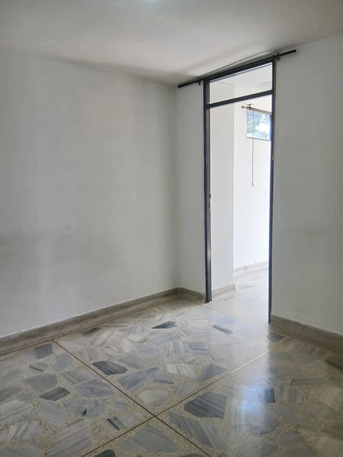 Apartamento de 2 alcobas en arriendo en Los Angeles, Medellín, 54 m² · foto 8 de 10