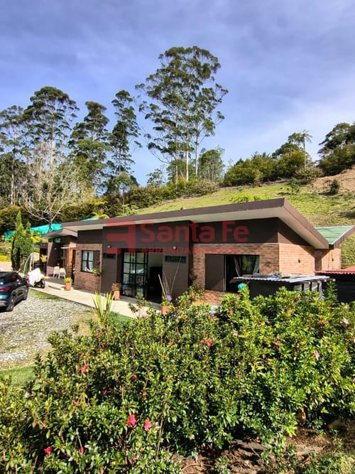 Finca en arriendo en El Chuscal, El Retiro, 280 m² · foto 2 de 10