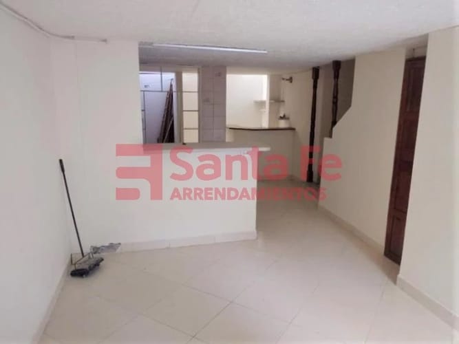 Casa de 2 alcobas en venta en Centro, La Estrella, 75 m² · foto 4 de 10