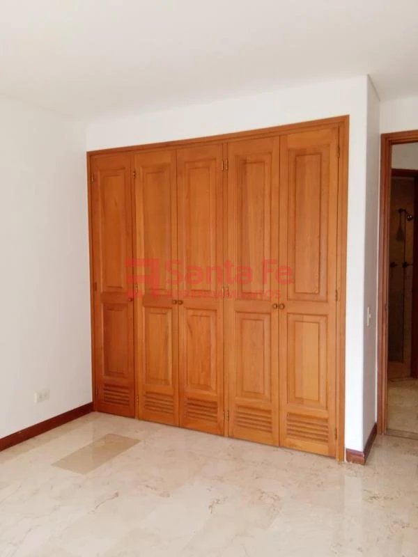 Apartamento en arriendo en Laureles, Medellín · foto 8 de 10