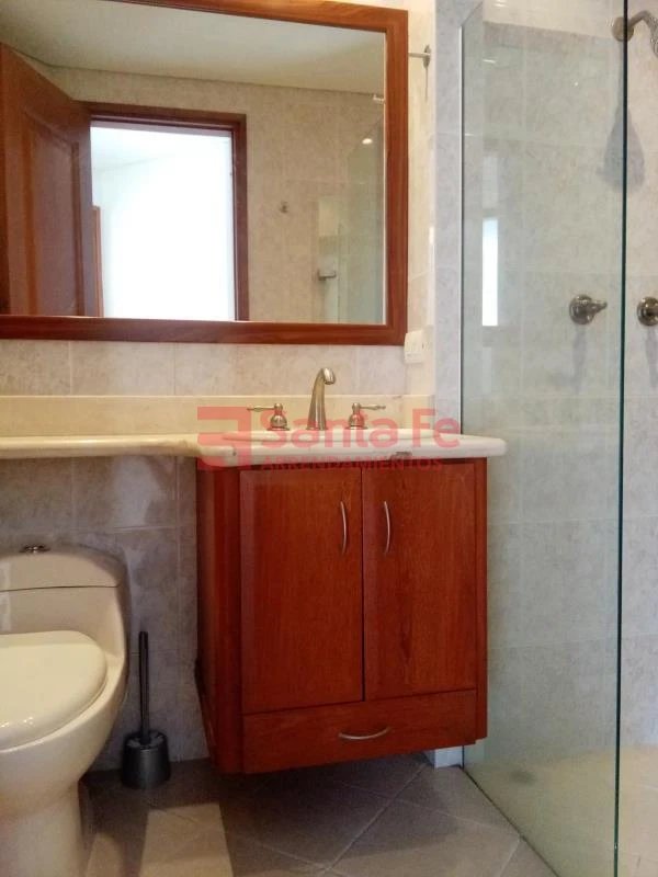Apartamento en arriendo en Laureles, Medellín · foto 9 de 10