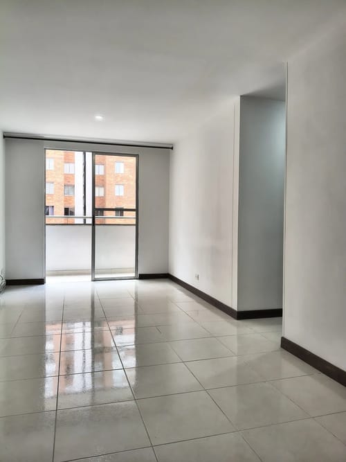 Apartamento de 3 alcobas en arriendo en Simesa, Medellín, 60 m² · foto 2 de 10