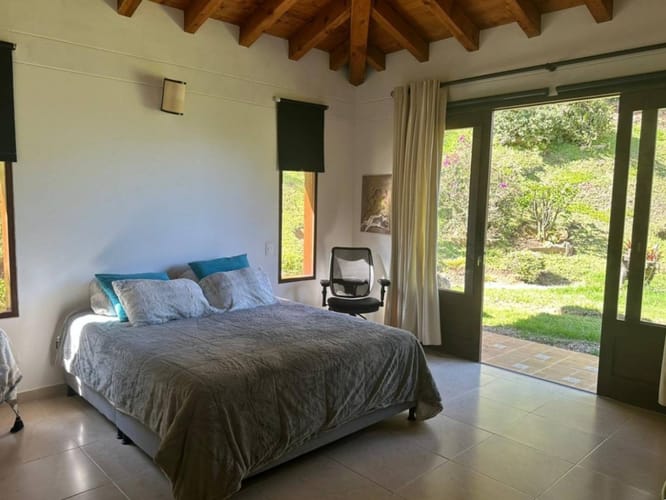 Casa de 4 alcobas en venta en Abreito, Rionegro, 350 m² · foto 14 de 22