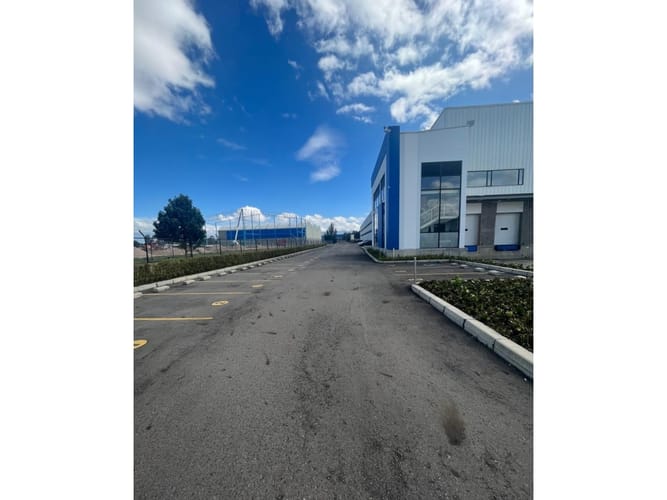 Bodega en arriendo en Canavita, Tocancipá, 4750 m² · foto 8 de 22