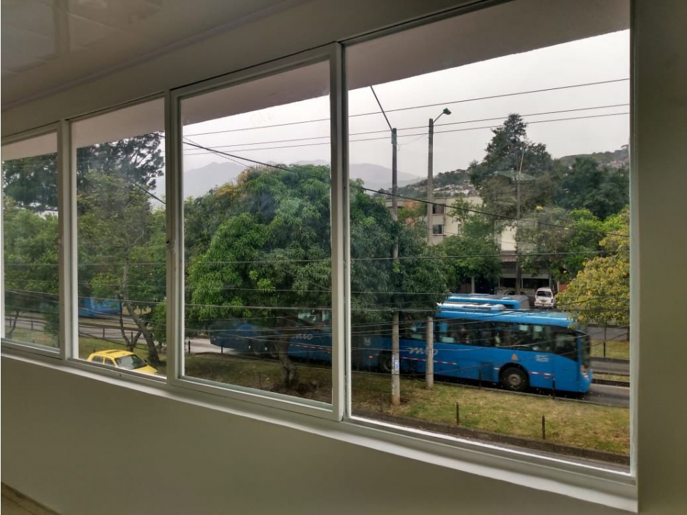 Edificio en venta en Tequendama, Cali, 503 m² · foto 7 de 23