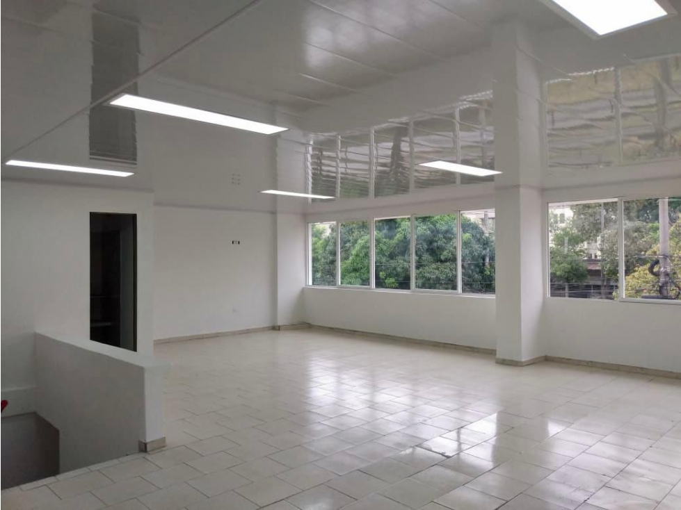 Edificio en venta en Tequendama, Cali, 503 m² · foto 13 de 23