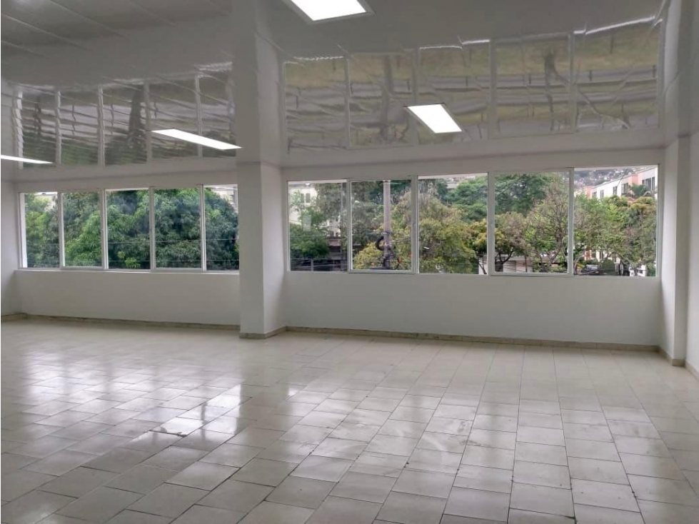 Edificio en venta en Tequendama, Cali, 503 m² · foto 14 de 23