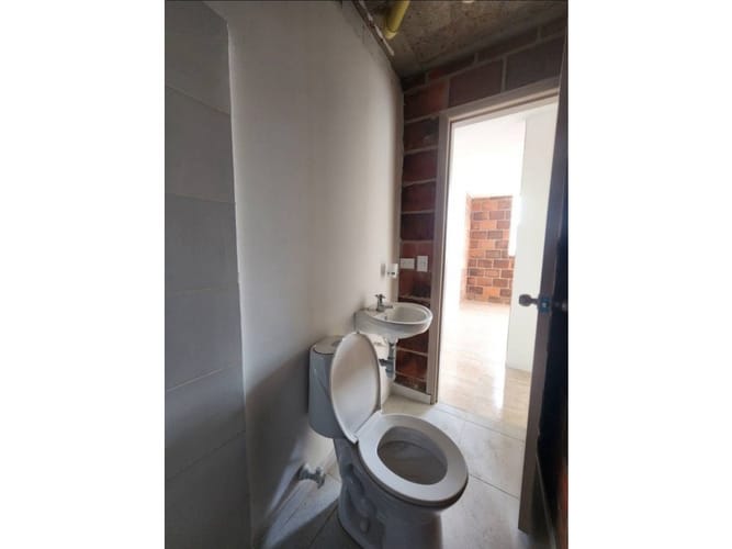 Apartamento de 3 alcobas en venta en El Palenque, Girón, 56 m² · foto 7 de 11