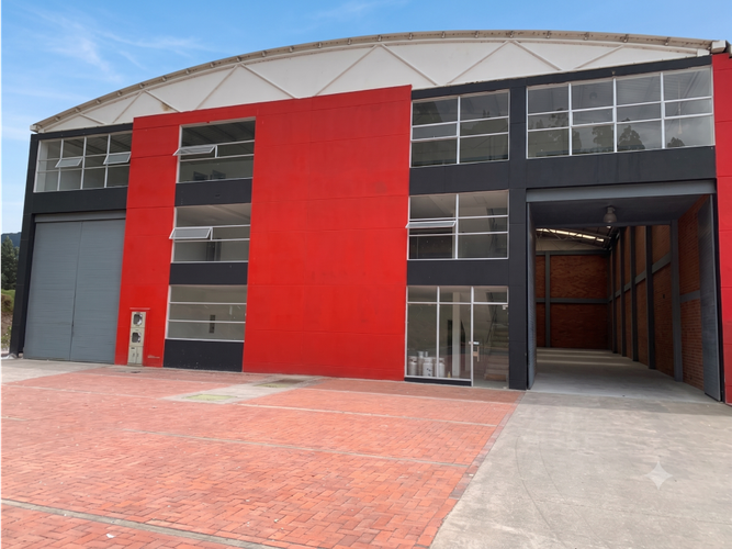Bodega en arriendo en Vereda Portachuelo, Zipaquirá, 1362 m² · foto 2 de 5