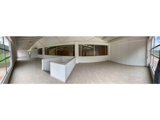 Bodega en arriendo en Vereda Portachuelo, Zipaquirá, 1362 m² · foto 3 de 5