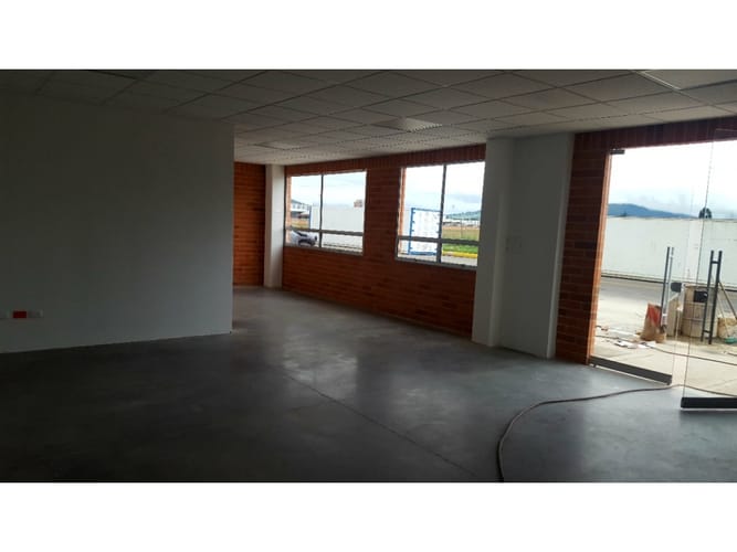 Bodega en arriendo en Canavita, Tocancipá, 1249 m² · foto 11 de 17