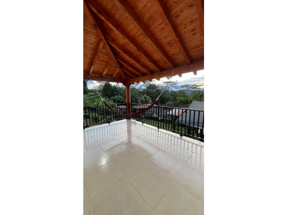 Casa en arriendo en El Capiro, Rionegro · foto 3 de 10