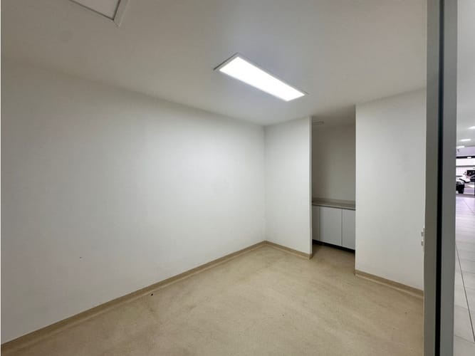 Local en arriendo en Ciudad Capri, Cali, 256 m² · foto 6 de 21