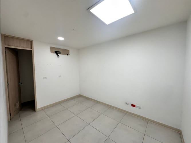 Local en arriendo en Ciudad Capri, Cali, 256 m² · foto 7 de 21