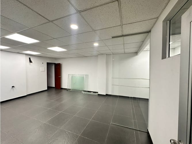 Local en arriendo en Ciudad Capri, Cali, 256 m² · foto 8 de 21