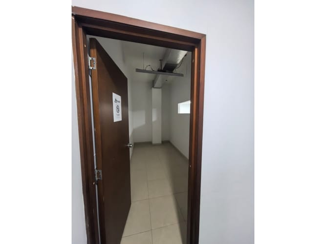 Local en arriendo en Ciudad Capri, Cali, 256 m² · foto 12 de 21
