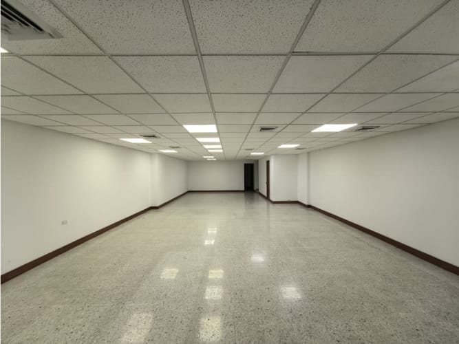 Local en arriendo en Ciudad Capri, Cali, 256 m² · foto 3 de 19