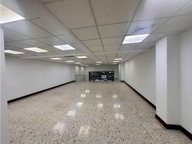 Local en arriendo en Ciudad Capri, Cali, 256 m² · foto 5 de 19