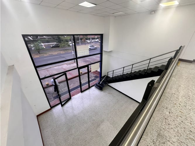 Local en arriendo en Ciudad Capri, Cali, 256 m² · foto 6 de 19