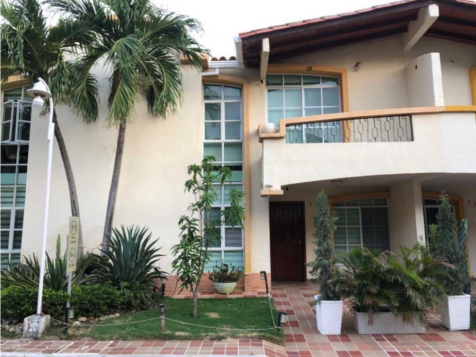 Casa en venta en Urbanizacion Aquamarina, Santa Marta · foto 2 de 21