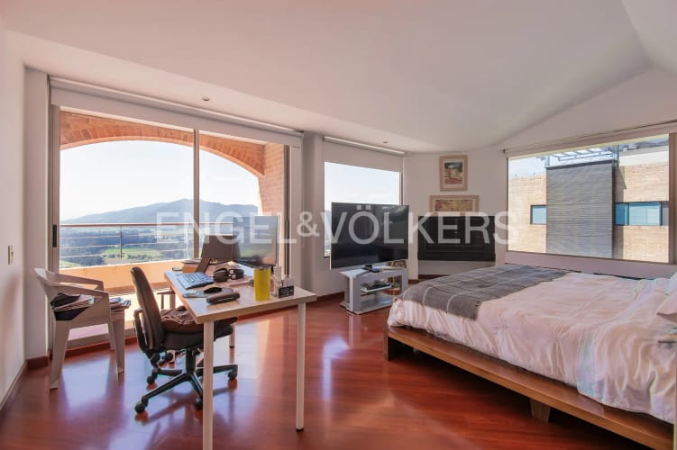 Casa de 4 alcobas en venta en Aposentos, Sopó, 316 m² · foto 15 de 20
