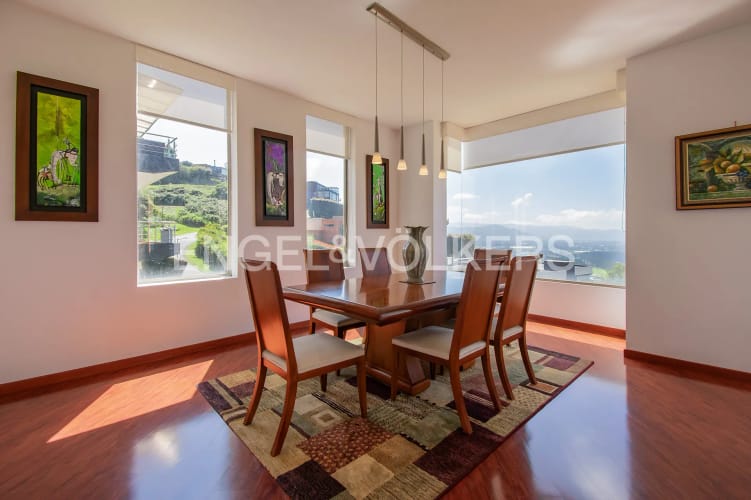 Casa de 4 alcobas en venta en Aposentos, Sopó, 316 m² · foto 6 de 20