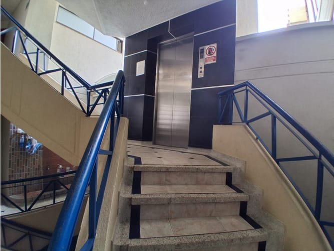 Apartamento de 3 alcobas en venta en San Alonso, Bucaramanga, 97 m² · foto 2 de 24