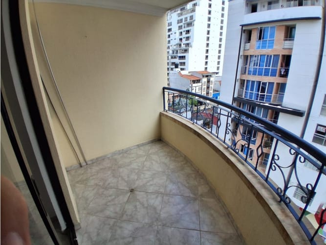 Apartamento de 3 alcobas en venta en San Alonso, Bucaramanga, 97 m² · foto 6 de 24
